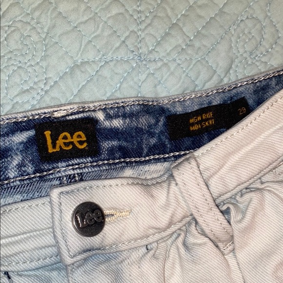 Lee Blue and White Pencil Midi Skirt - Picture 2 of 3